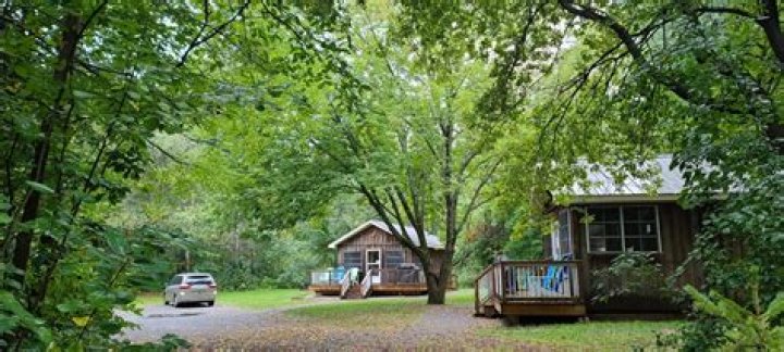 Can you swim at Rideau River Provincial Park?