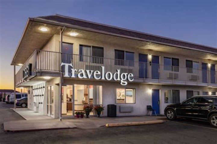 Does Wyndham own Travelodge?