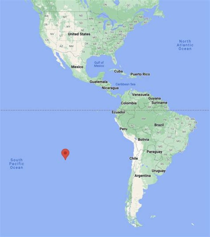 How far is it from Easter Island to Tahiti?