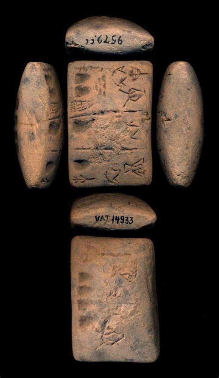 Who developed proto cuneiform?