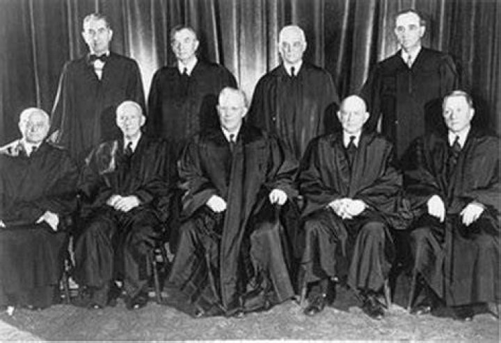 Who were the justices in Mapp v Ohio?